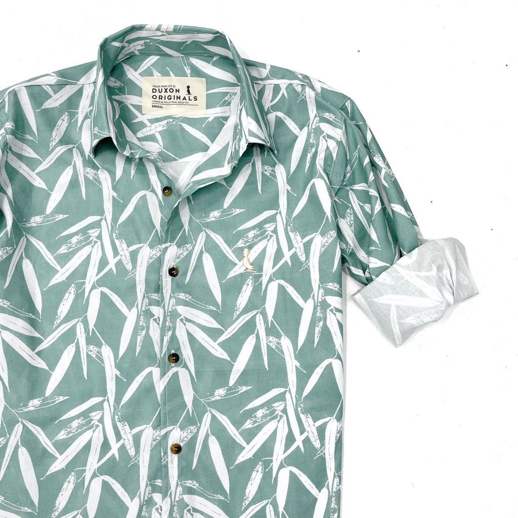 MEGA SALE 🔥CAMISA ESTAMPADA HOJAS VERDE