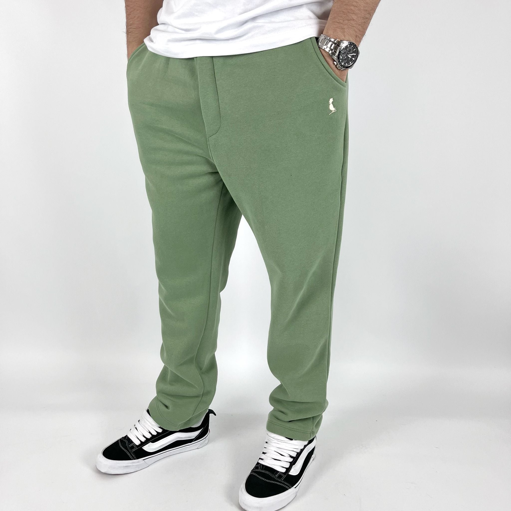 JOGGER BÁSICO COLOR VERDE OLIVA