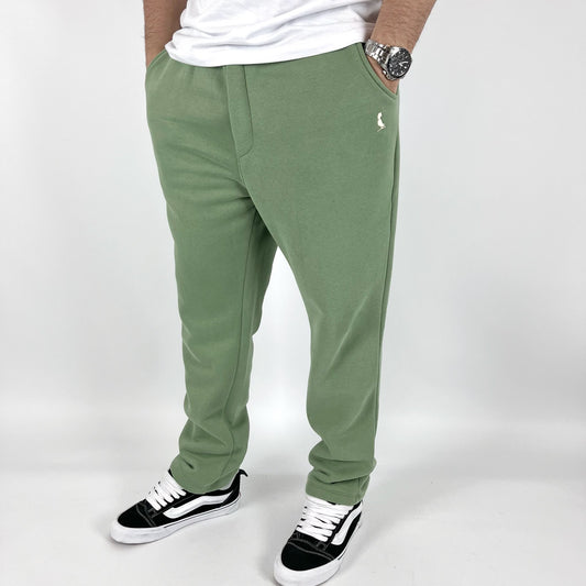 JOGGER BÁSICO COLOR VERDE OLIVA