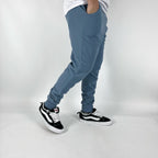 JOGGER CON PUÑO AZUL JEAN